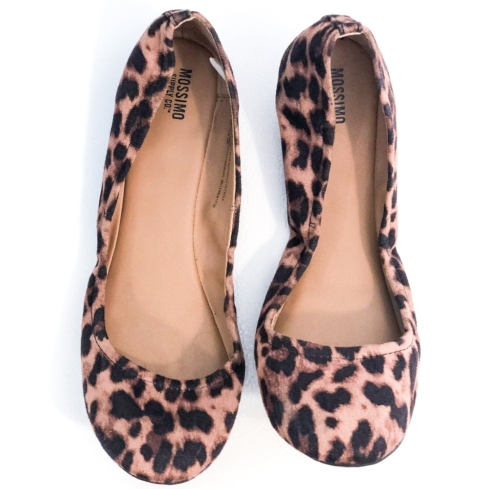 Brand New Leopard print flats New Size 10